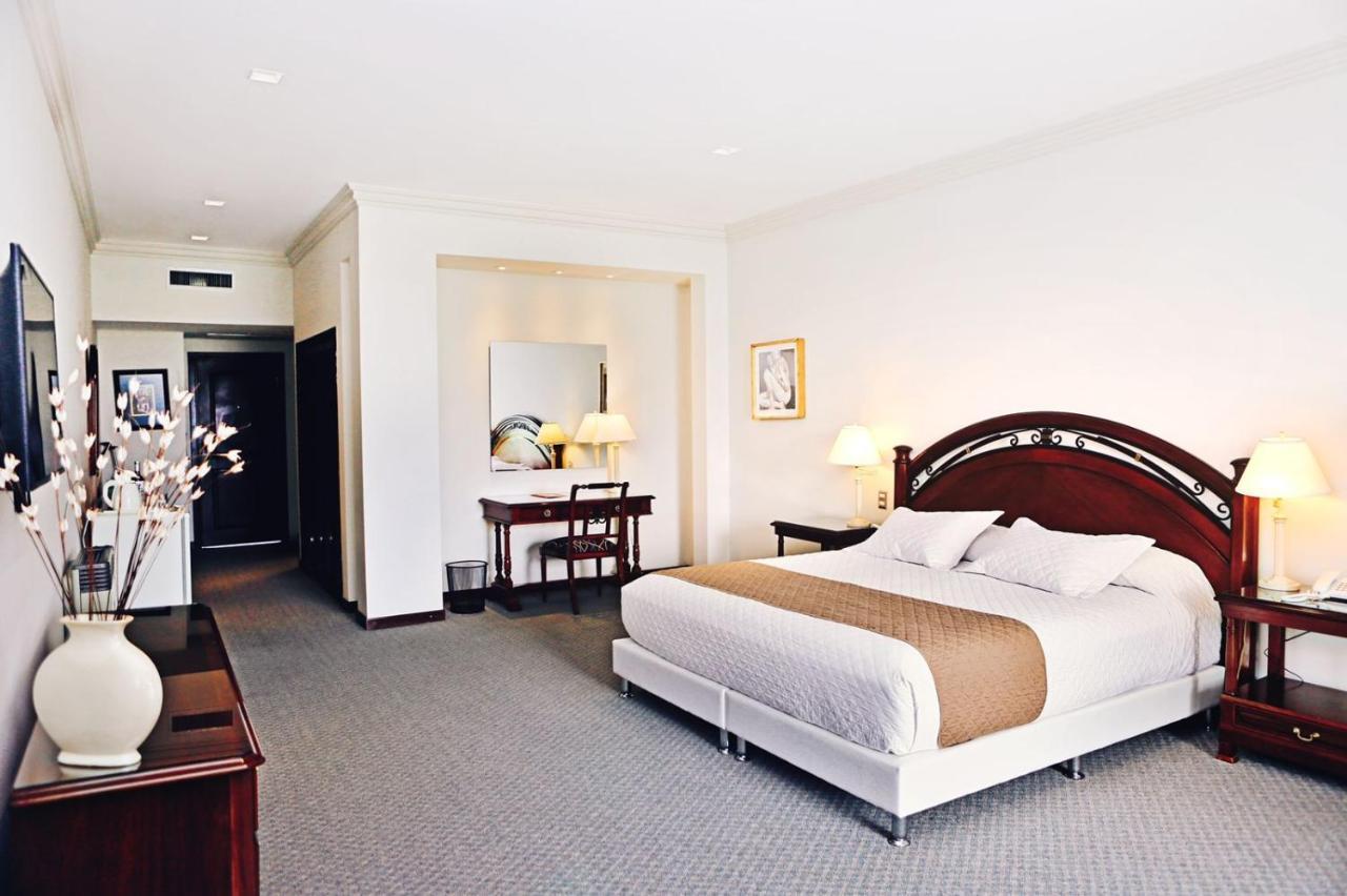 Hotel Los Parrales Тариха Экстерьер фото