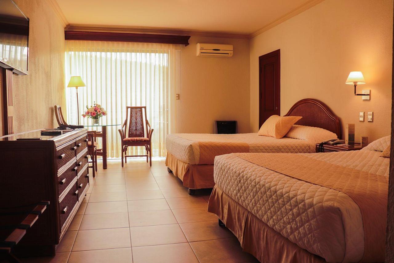 Hotel Los Parrales Тариха Экстерьер фото