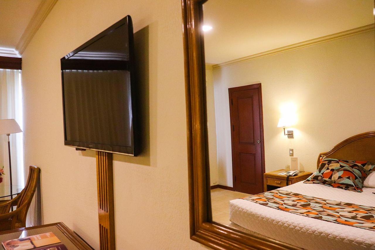 Hotel Los Parrales Тариха Экстерьер фото