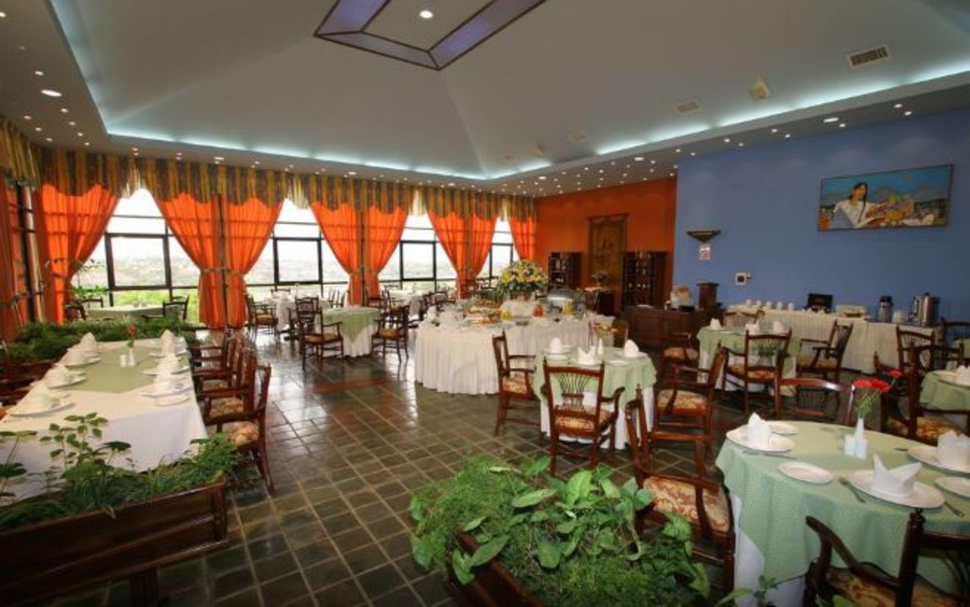 Hotel Los Parrales Тариха Экстерьер фото