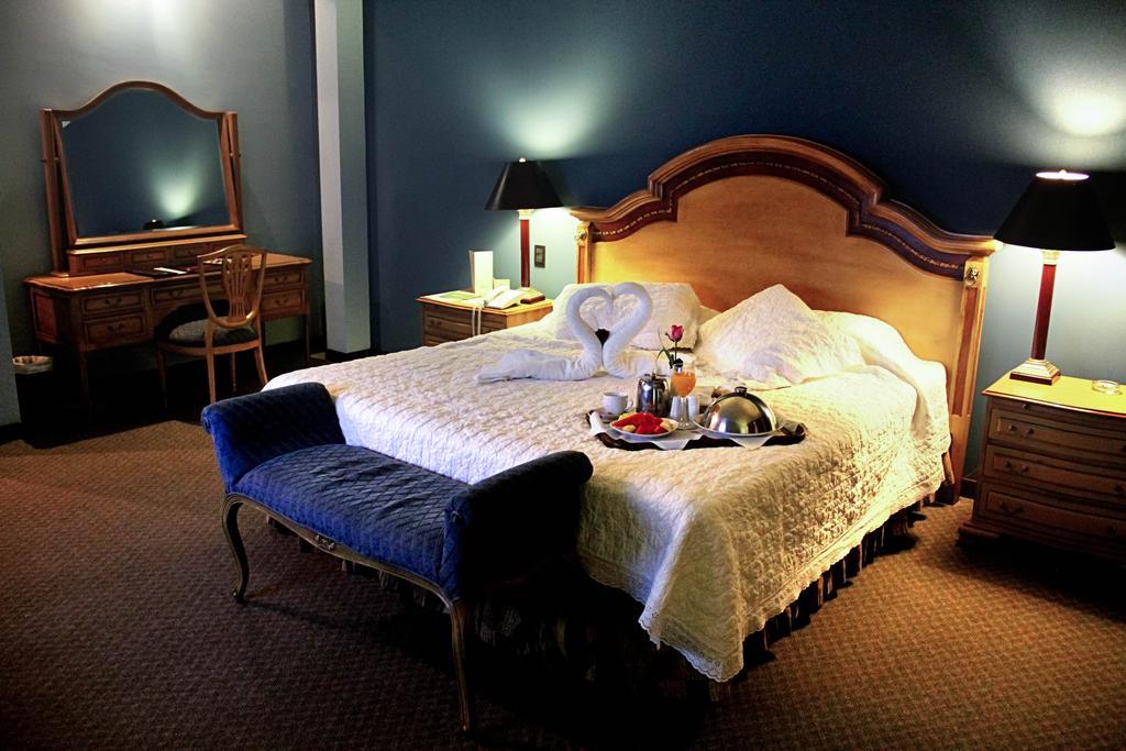 Hotel Los Parrales Тариха Экстерьер фото