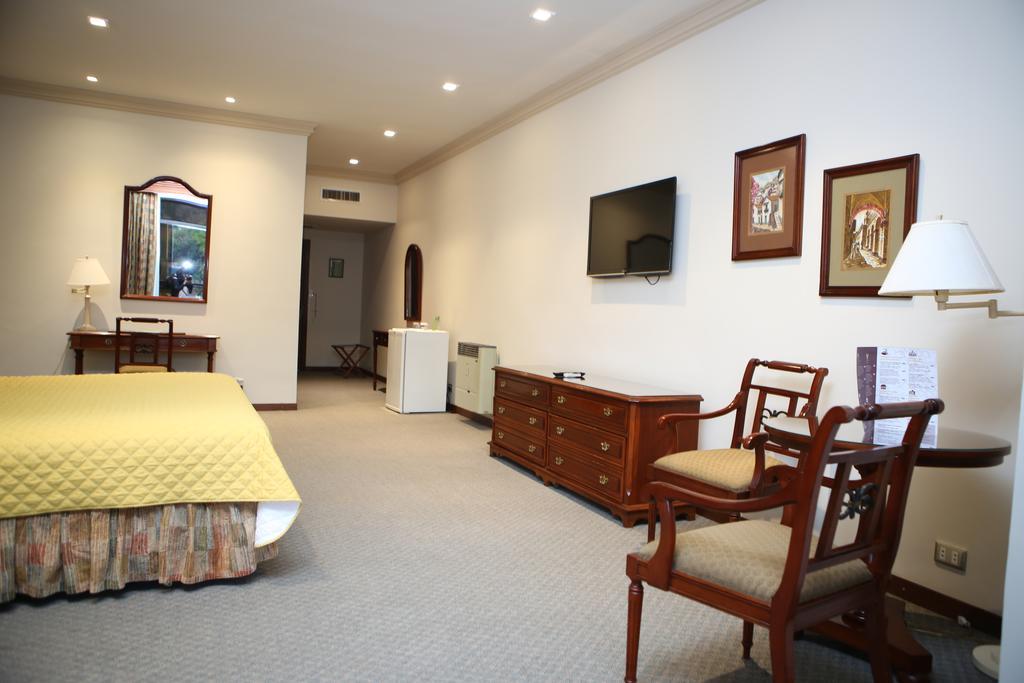 Hotel Los Parrales Тариха Экстерьер фото