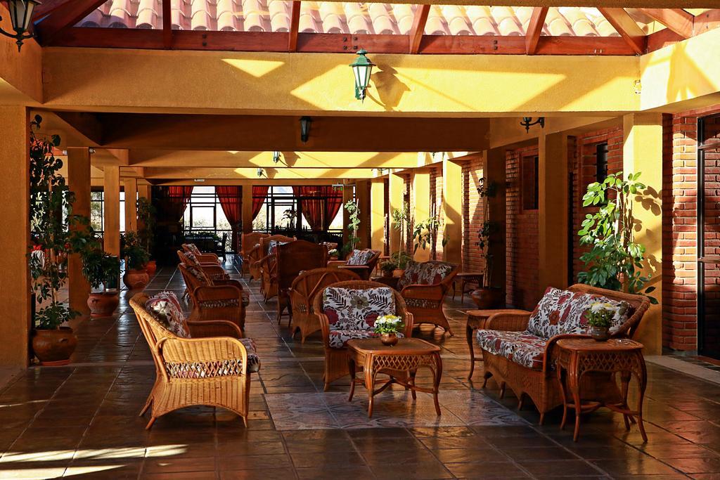 Hotel Los Parrales Тариха Экстерьер фото